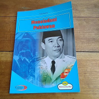 Image of Meneladani pahlawan